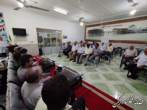 بازاريان بندرترکمن در همه برنامه ها و مناسبت های ملی و مذهبی مشاركت دارند