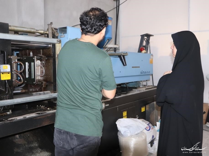 بازدید مدیرکل کانون از کارگاه تولید پکیج‌های آموزش رباتیک روبویونیک