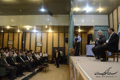 بازدید استاندار گلستان از مرحله اول آموزش طرح کارورزی مشاغل دانش بنیان استان
