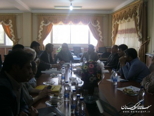 جلسه بررسی مشکلات خطوط ریلی در شهرستان ترکمن برگزار شد