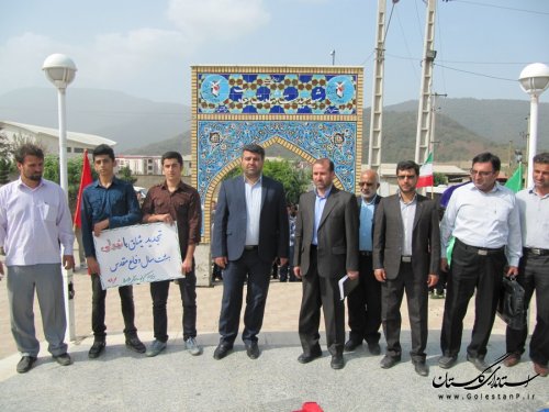 تجدید میثاق دانش آموزان رامیانی با آرمانهای شهدای دفاع مقدس