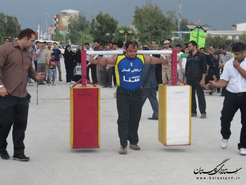مسابقه قویترین مردان استان گلستان در بندرگز برگزار شد