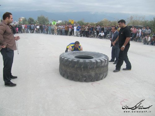 مسابقه قویترین مردان استان گلستان در بندرگز برگزار شد
