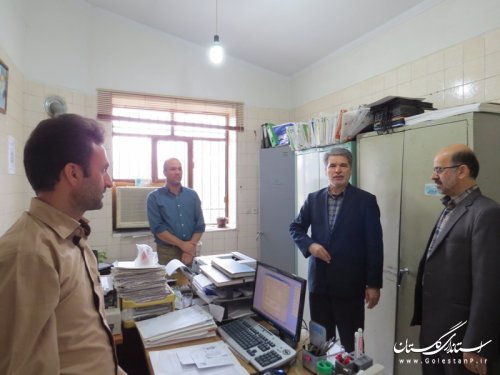 بازدید سرزده فرماندار از دستگاه های اجرایی شهرستان آق قلا