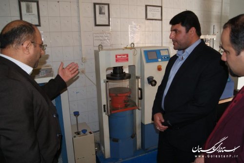 بازدید مدیر کل پدافند غیر عامل از آزمایشگاه فنی و مکانیک خاک استان