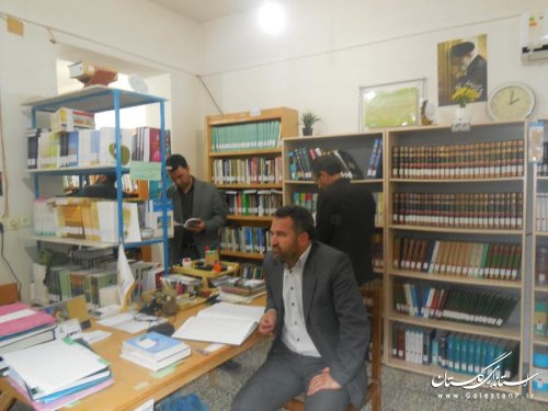 بازدید تاجی ؛فرماندار مراوه تپه از کتابخانه عمومی شهرستان