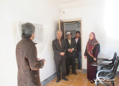 بازدید فرماندار ترکمن از اولین کتابخانه پژوهشی خصوصی کشور در بندرترکمن