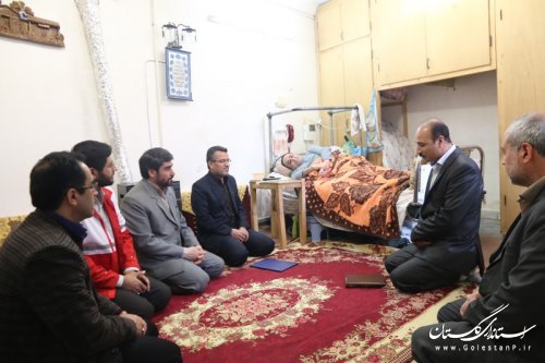 حضور اعضای کمیته همیاری استان گلستان در منزل مددجویان تحت پوشش