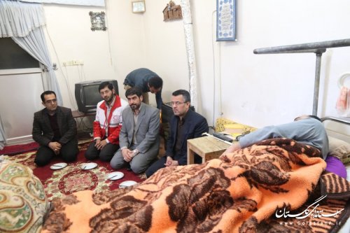 حضور اعضای کمیته همیاری استان گلستان در منزل مددجویان تحت پوشش