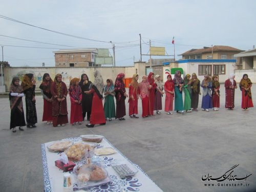 حضور فرماندار گمیشان در جشنواره طبخ غذاها و شیرینی جات سنتی بانوان شهرستان