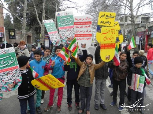 حضور پرشور مردم شهرستان مینودشت در راهپیمایی 22 بهمن به روایت تصویر