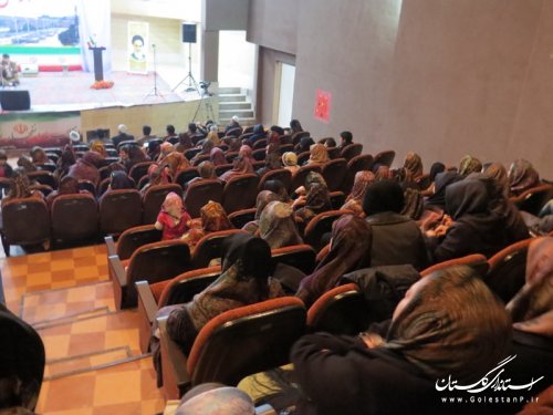 همایش فرهنگی هنری آوای فجر در آق قلا برگزار شد