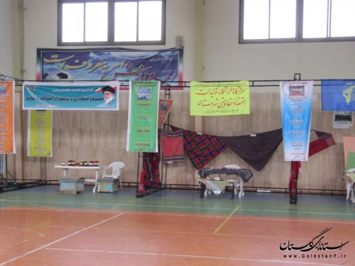 افتتاح نمایشگاه و فروشگاه محصولات اقتصاد مقاومتی شهرستان رامیان