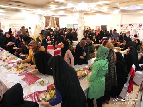 اولین جشنواره غذایی "طعم سلامت" ویژه شرق استان در مینودشت 