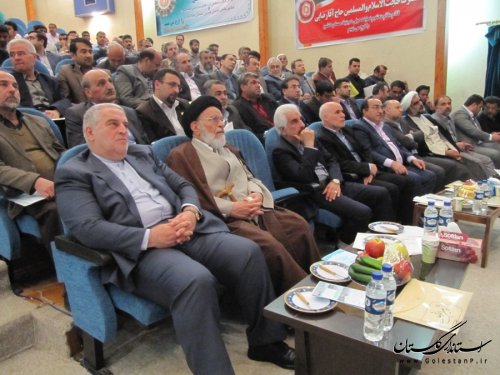 همایش استانی حساب 100 حضرت امام (ره) به میزبانی شهرستان رامیان برگزار شد