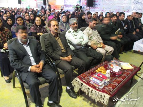 مراسم بزرگداشت مقام معلم با حضور نماینده ولی فقیه در استان برگزار شد