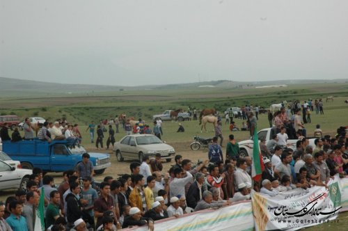 جشنواره اسب اصیل ترکمن در روستای صوفیان کلاله بر گزار شد