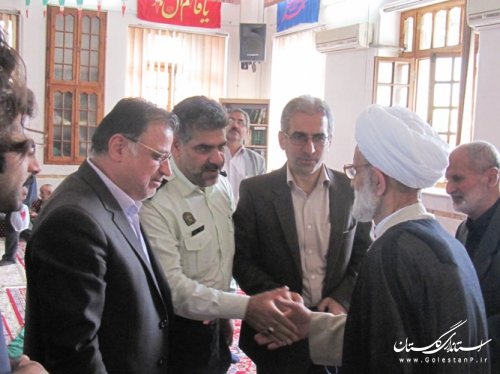 دیدار معاون سیاسی امنیتی استاندار گلستان با امام جمعه کردکوی و چند خانواده شهید