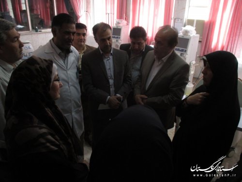 بازدید رئیس بنیاد امور بیماری های خاص از مرکز دیالیز بیمارستان امام خمینی بندرترکمن