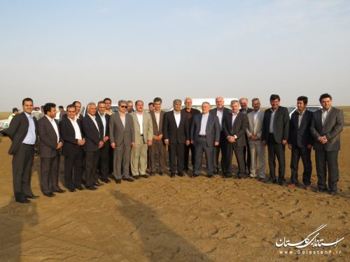 بازدید استاندار گلستان و مدیرعامل نفت خزر از محل اجرای پروژه اکتشاف نفت و گاز