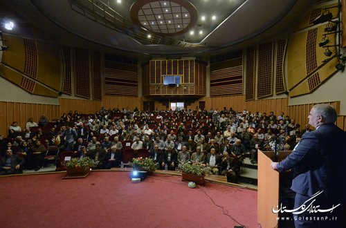 گردهمایی دانش آموختگان باید عرصه انتقال تجربیات باشد