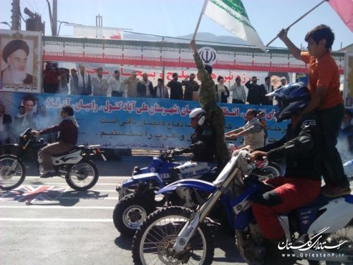رژه با شکوه نیروهای نظامی و انتظامی در علی آباد کتول