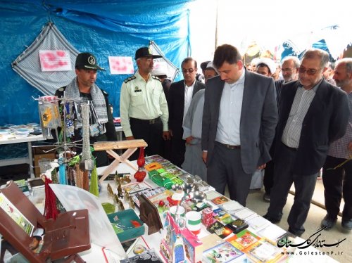 افتتاح نمایشگاه فرهنگی در گالیکش به مناسبت هفته دفاع مقدس