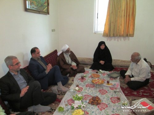 دیدار فرماندار کردکوی با خانواده های معظم شاهد، جانباز و آزادگان