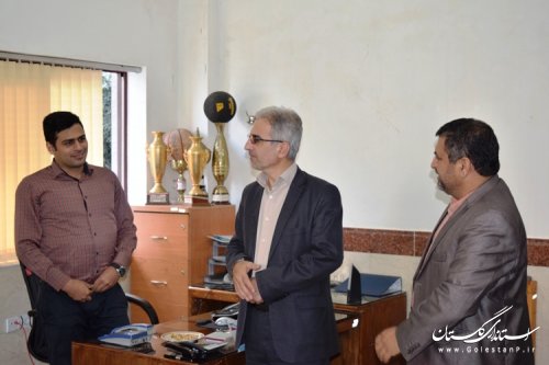 بازدید سرزده فرماندار کردکوی از ادارات بهزیستی و بنیاد شهید