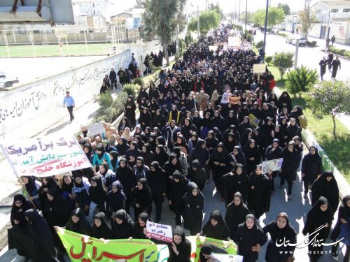  راهپیمایی 13 آبان با حضور  دانش آموزان و دانشجویان در شهرستان بندرگز برگزار شد