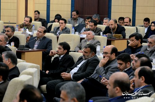 تجلیل از دستگاه های برتر حوزه ارتباط مردمی سفر کاروان تدبیر و امید به استان