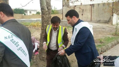 فرماندار ویژه در طرح پاکسازی مسیر عزاداران حسینی شرکت کرد