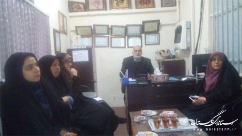 مشاور بانوان فرمانداری ویژه از مرکز ترک اعتیاد بانوان شهرستان آزادشهر بازدید کرد