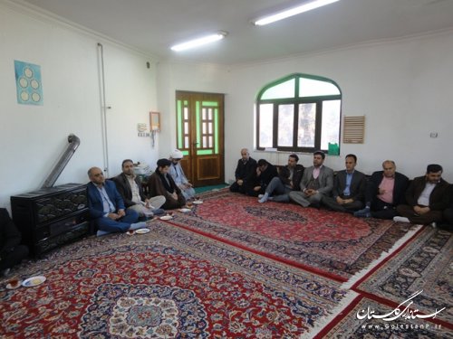 دیدار فرماندار و مسئولین ادارات علی آبادکتول با امام جمعه در اولین روز از دهه فجر