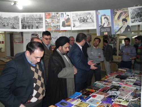 افتتاح نمایشگاه کتاب در محل کتابخانه فردوسی مینودشت با حضورفرماندار