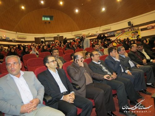 همایش بانوان و انقلاب اسلامی در گالیکش برگزار شد