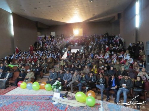 همایش بزرگ انقلاب اسلامی، استحکام خانواده و حماسه حضور برگزار شد