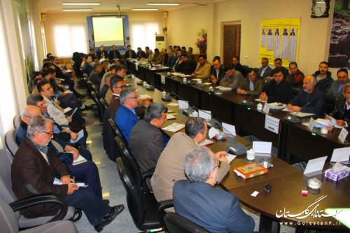 جلسه آموزشی - توجيهی بازرسان انتخابات در شهرستان آزادشهر برگزار شد