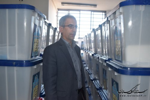 اولین صندوق های رای مرکز حوزه انتخابیه غرب گلستان به شعب اخذ رای اعزام شد