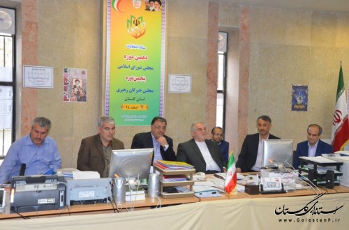 استاندار گلستان با اعضای دبیرخانه ستاد انتخابات استان دیدار کرد