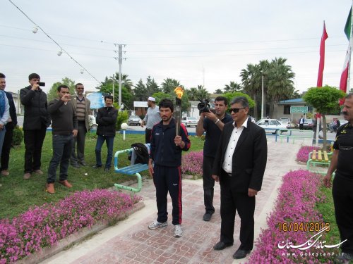 حمل نمادین مشعل اولین المپیاد فرهنگی ورزشی استان در شهرستان گمیشان