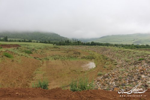 بازدید فرماندار از سد کوچک مخزنی روستای فاضل آباد شهرستان آزادشهر