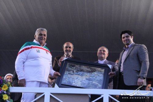 اولین المپیاد ورزشی گلستان اجلاسیه 4000 شهید استان در گرگان برگزارشد