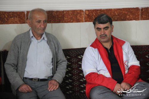 دیدار مدیرعامل جمعیت هلال احمر گلستان با خانواده شهید امدادگر