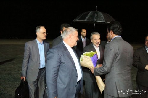با استقبال گرم استاندار و مسئولین استانی ،دکتر نوبخت وارد استان گلستان شد