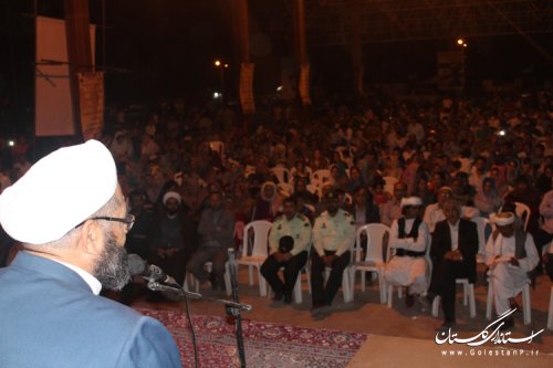 برگزاری مراسم شب شعر مختومقلی فراغی در محل آرامگاه وی 