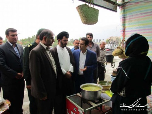 افتتاح بازارچه صنایع دستی و غذاهای بومی و محلی در ساحل بندرگز