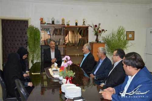 دیدار فرماندار ویژه شهرستان گنبدکاووس با تنها بانوی پارالمپیکی استان گلستان