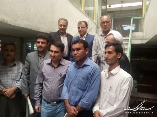 حضور رئیس شورای اطلاع رسانی استان در منزل مرحوم حبیب الله قلیشلی