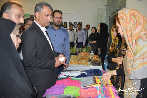 نمایشگاه صنایع دستی و توانمدی‌های بانوان شهرستان گنبدکاووس افتتاح شد